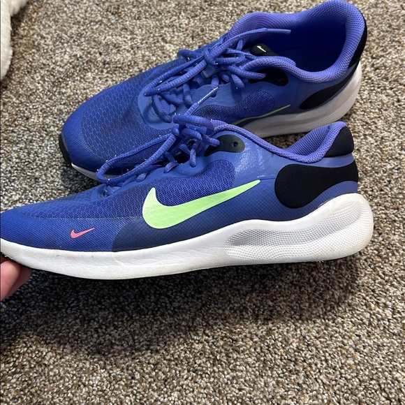 Nike Kids Royal Blue Sneakers - Picture 5 of 11